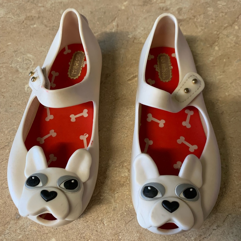 Mini Melissa white dog